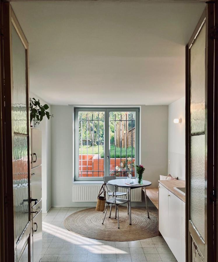 Maison Henri Namur Luaran gambar